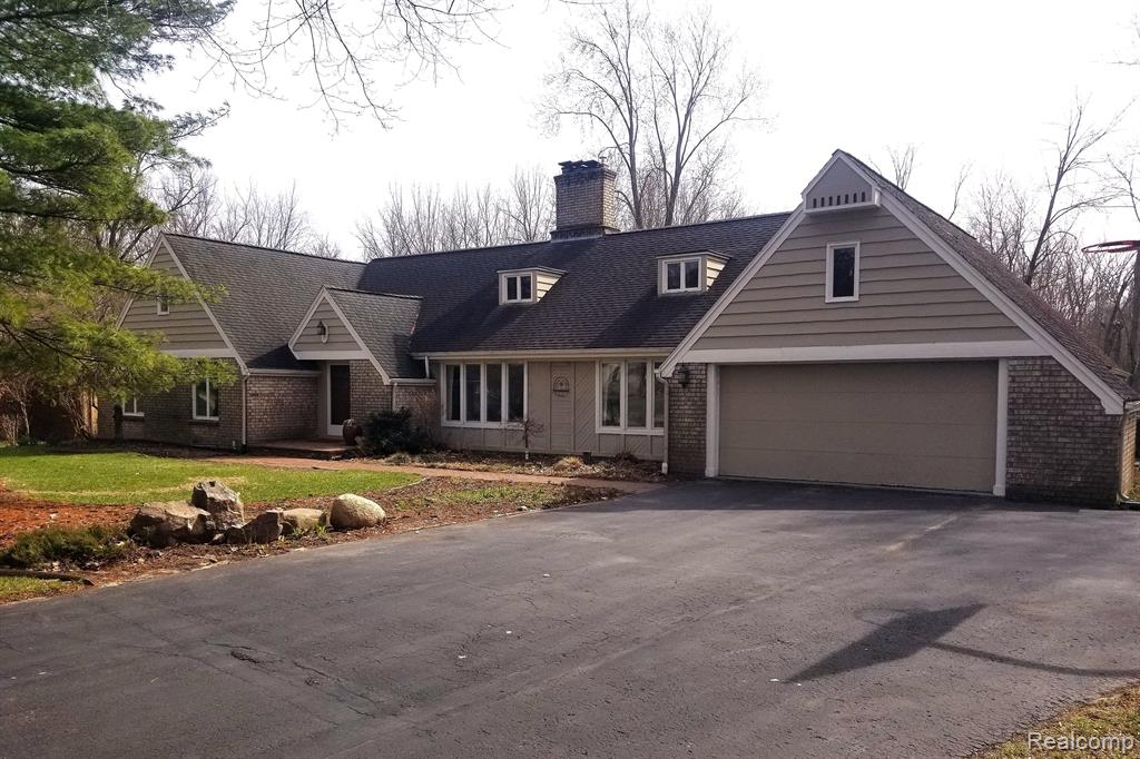 4717 MOHICAN Lane, Okemos, MI 48864 — Photo 2