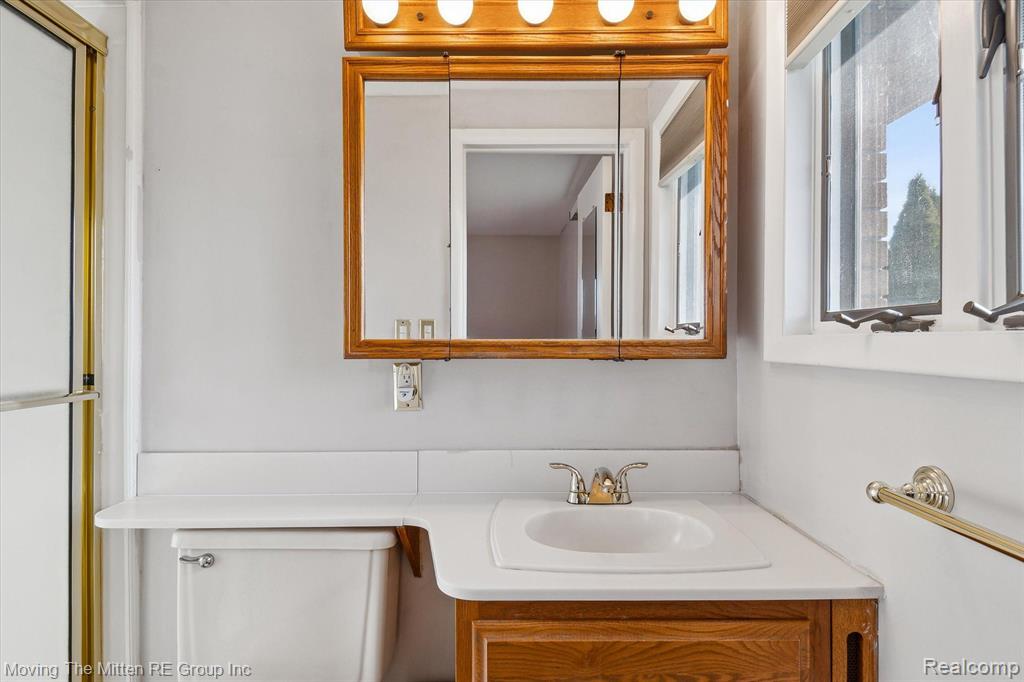 47853 N SHORE Drive, Van Buren, MI 48111 — Photo 31