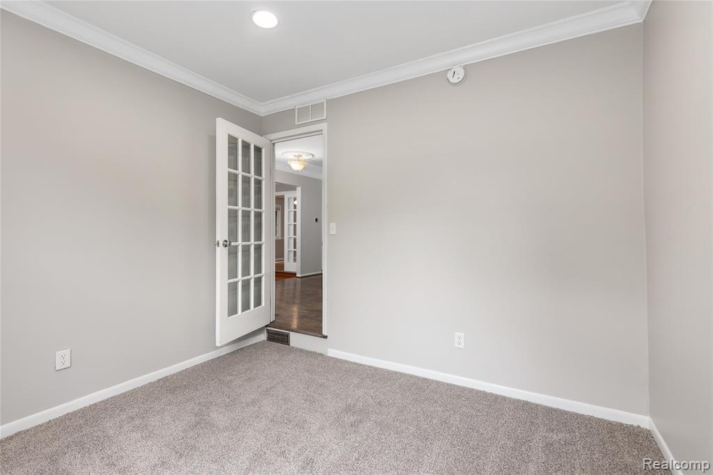 9025 Muirland Drive, Plymouth, MI 48170 — Photo 5