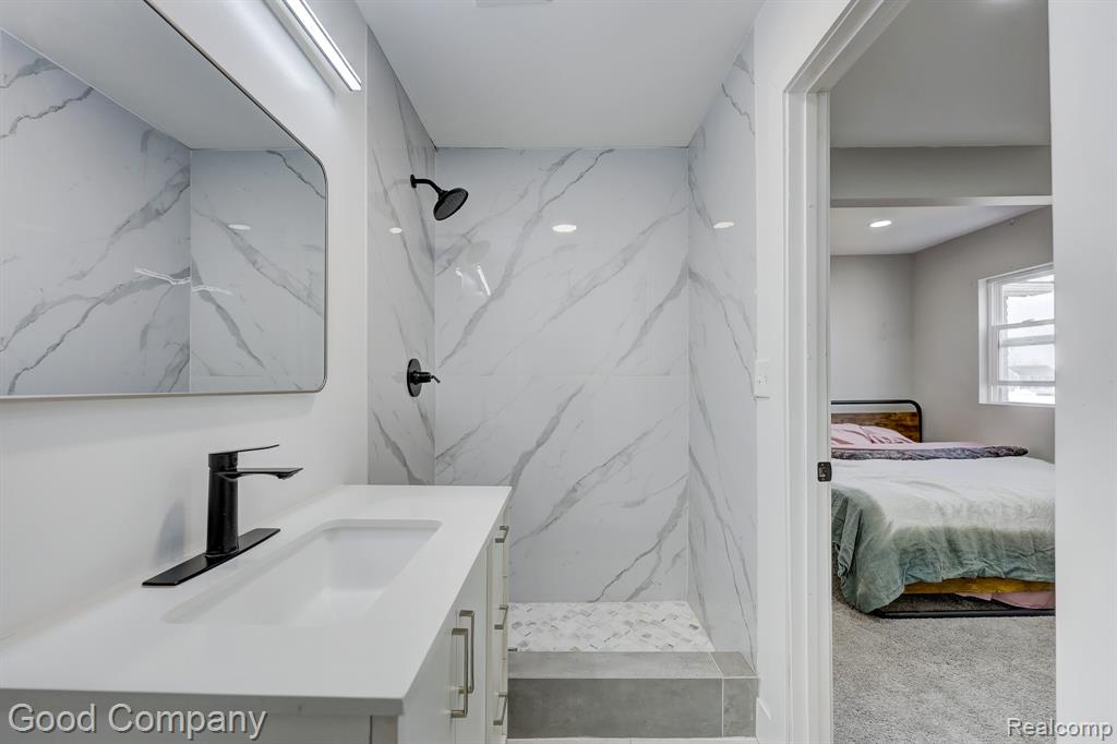 9578 Oakland Street, Detroit, MI 48211 — Photo 36