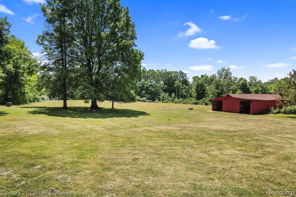 415 W PREDMORE Road, Oakland, MI — Photo 27