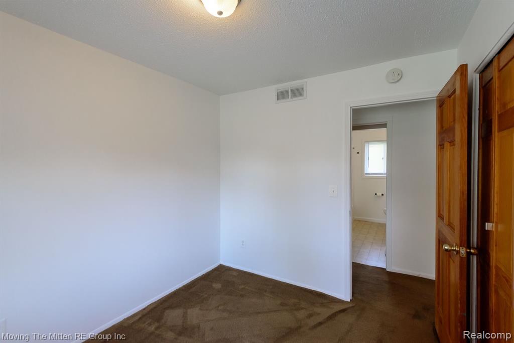9421 VAN BUREN Street, Van Buren, MI 48111 — Photo 14
