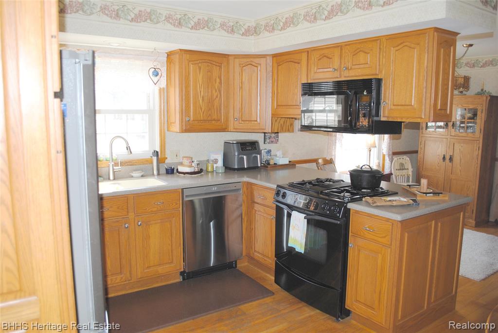 4450 Golf Club Road, Howell, MI 48843 — Photo 20