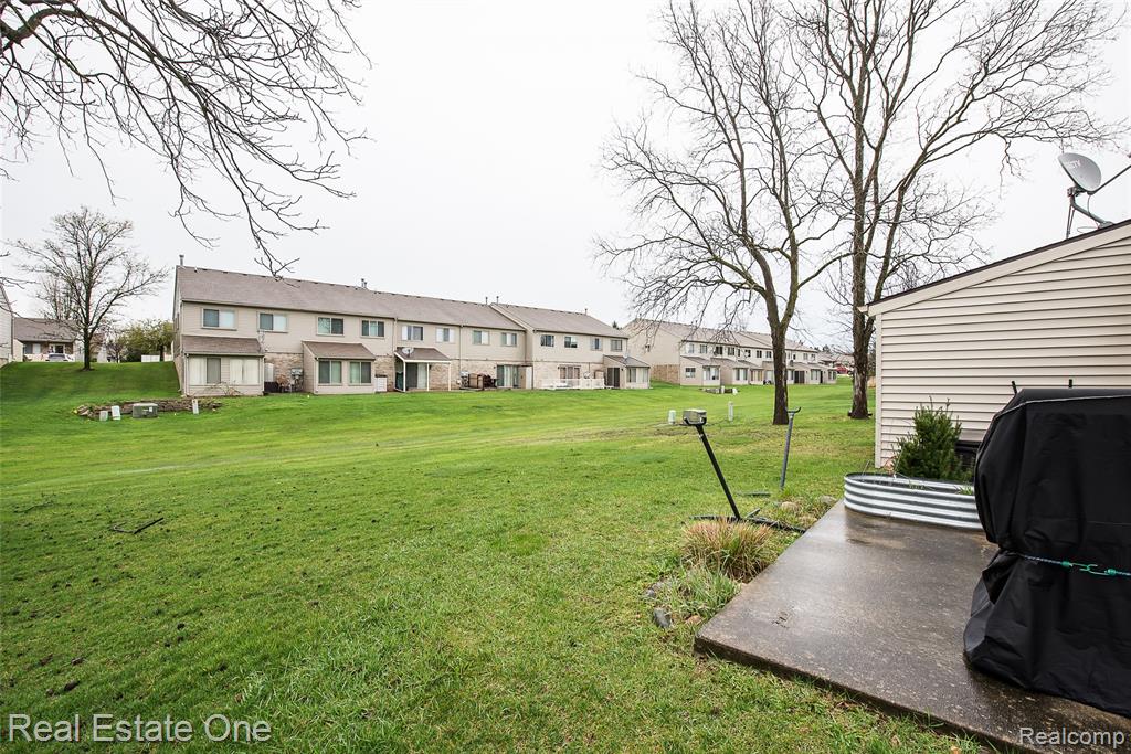 62072 York town Drive, 1, South Lyon, MI 48178 — Photo 35
