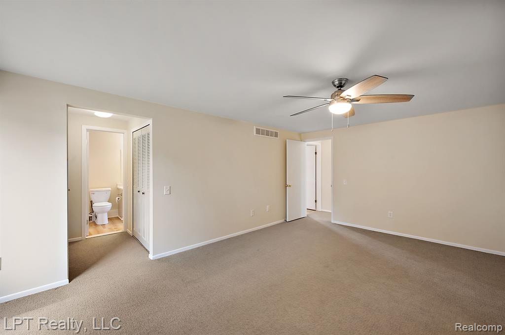 418 WILLOW GROVE Lane, Rochester Hills, MI 48307 — Photo 30