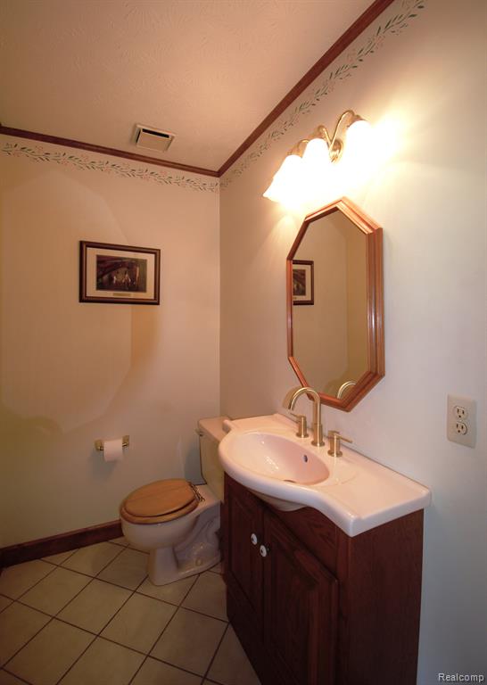 23049 27 MILE Road, Ray, MI — Photo 9