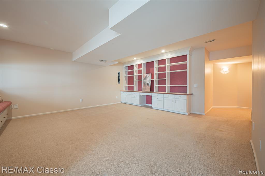 4661 Mallards Landing, Highland, MI — Photo 48