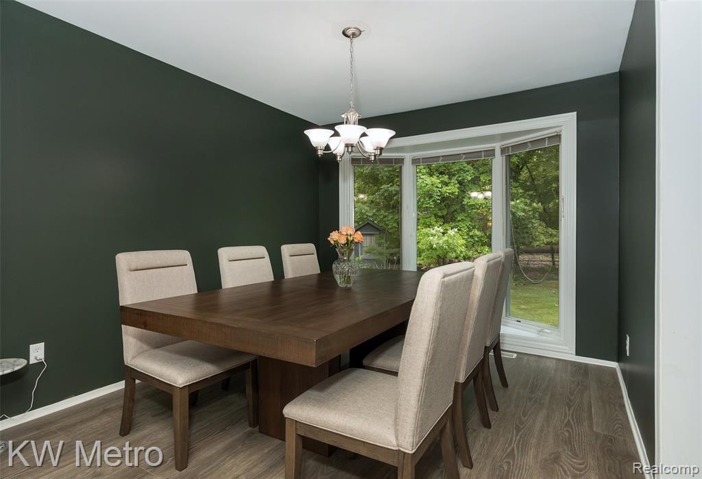 635 Timberline Drive, Rochester Hills, MI 48309 — Photo 9