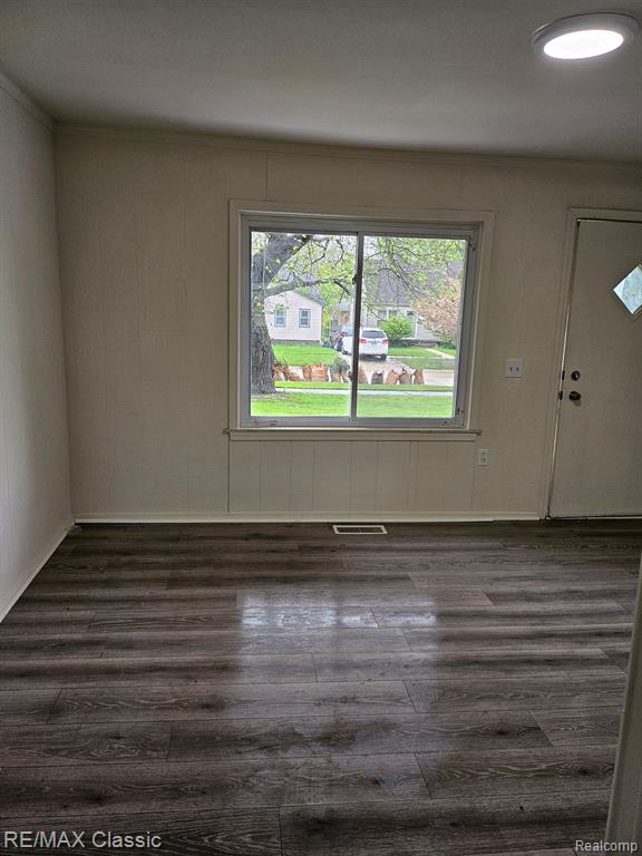 6031 CHEROKEE Street, Taylor, MI 48180 — Photo 8