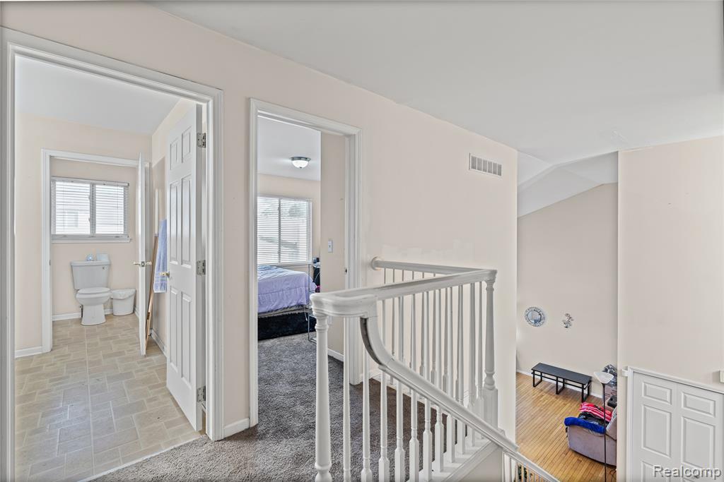 805 Columbia Drive, Flint, MI 48503 — Photo 22