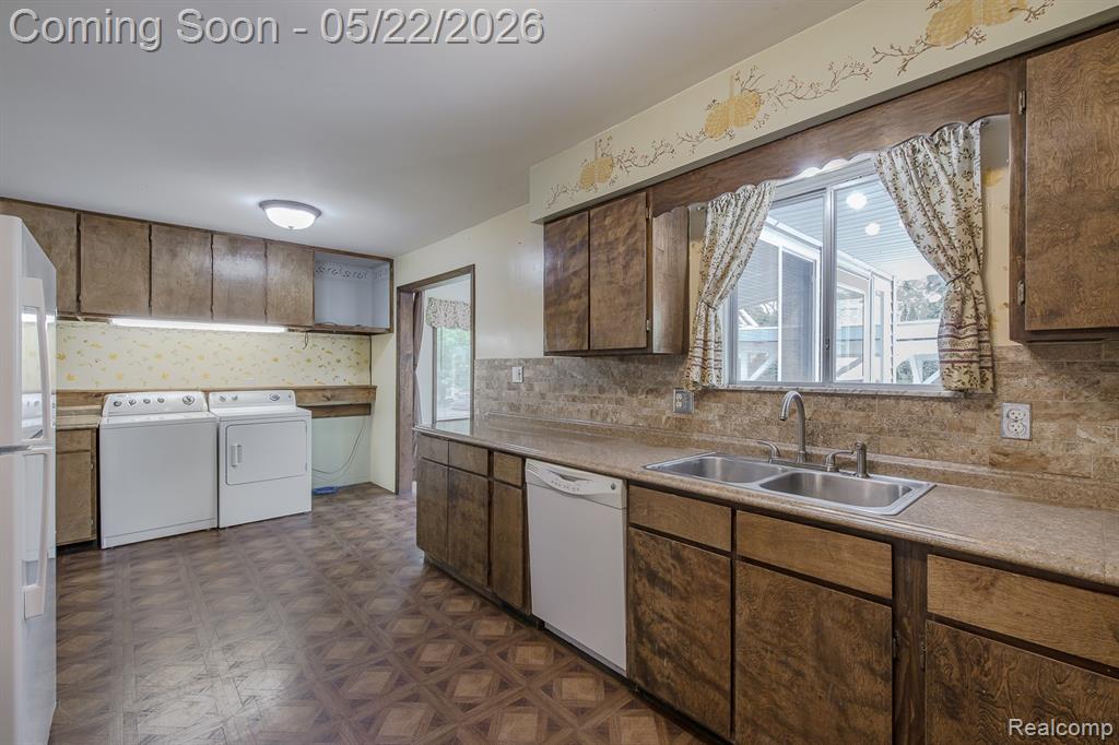 1440 Harding Avenue, Lake Orion, MI 48362 — Photo 10