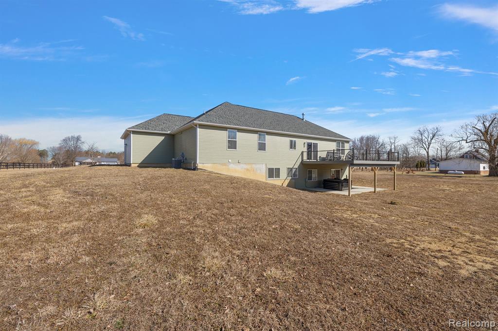 7340 Vanderploeg Lane, Imlay City, MI 48444 — Photo 28