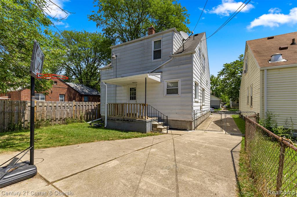 6445 Heyden Street, Dearborn Heights, MI 48127 — Photo 28