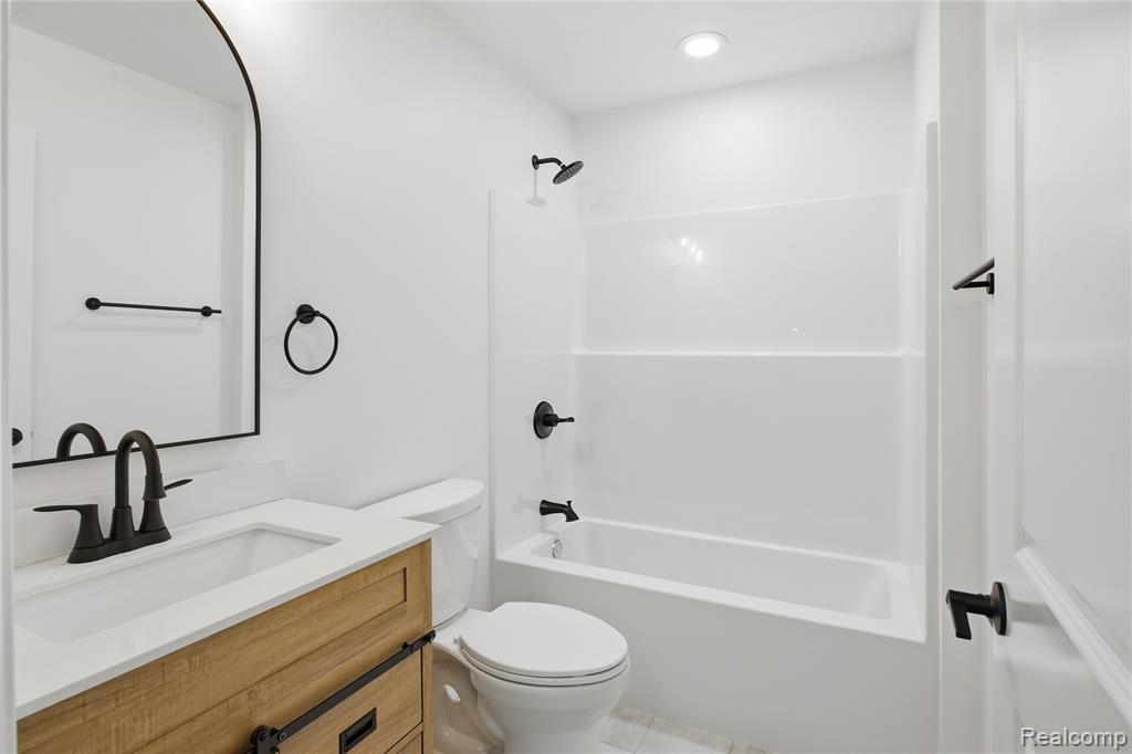 38047 Wabash Street, Romulus, MI 48174 — Photo 37