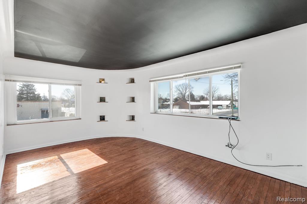 13144 PLYMOUTH Road, Detroit, MI 48227 — Photo 4