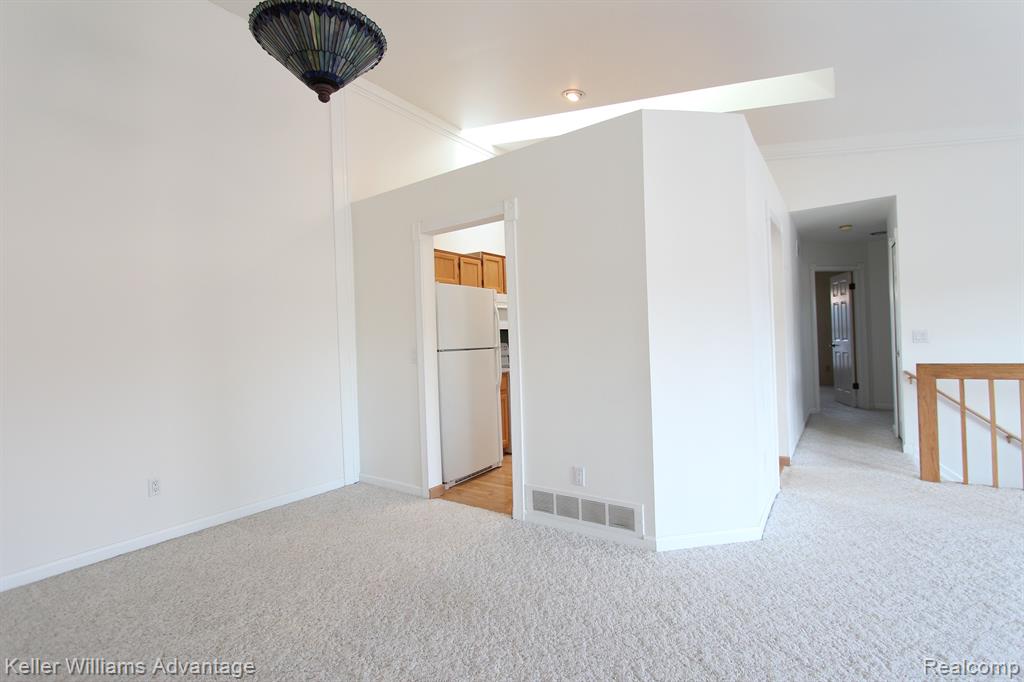 22132 Edgewater, Novi, MI — Photo 11