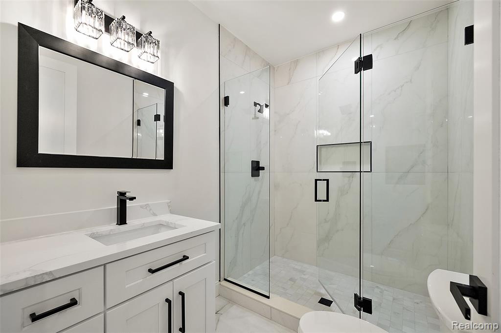6675 College Park Drive, Clarkston, MI — Photo 40