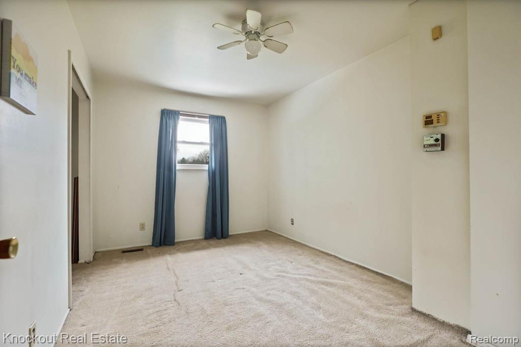 13098 SEYMOUR Road, Montrose, MI 48457 — Photo 32