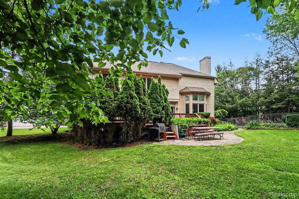 6621 Glenshaw Court, West Bloomfield, MI — Photo 39