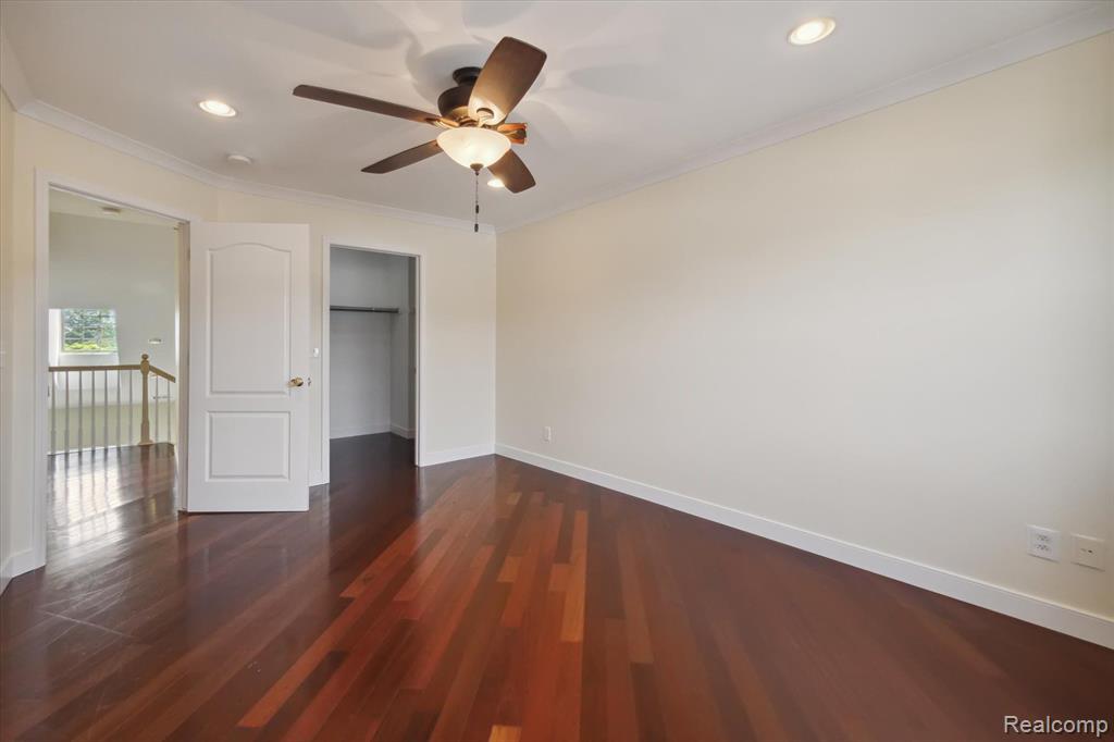 29399 GLEN OAKS Boulevard E, Farmington Hills, MI 48334 — Photo 23