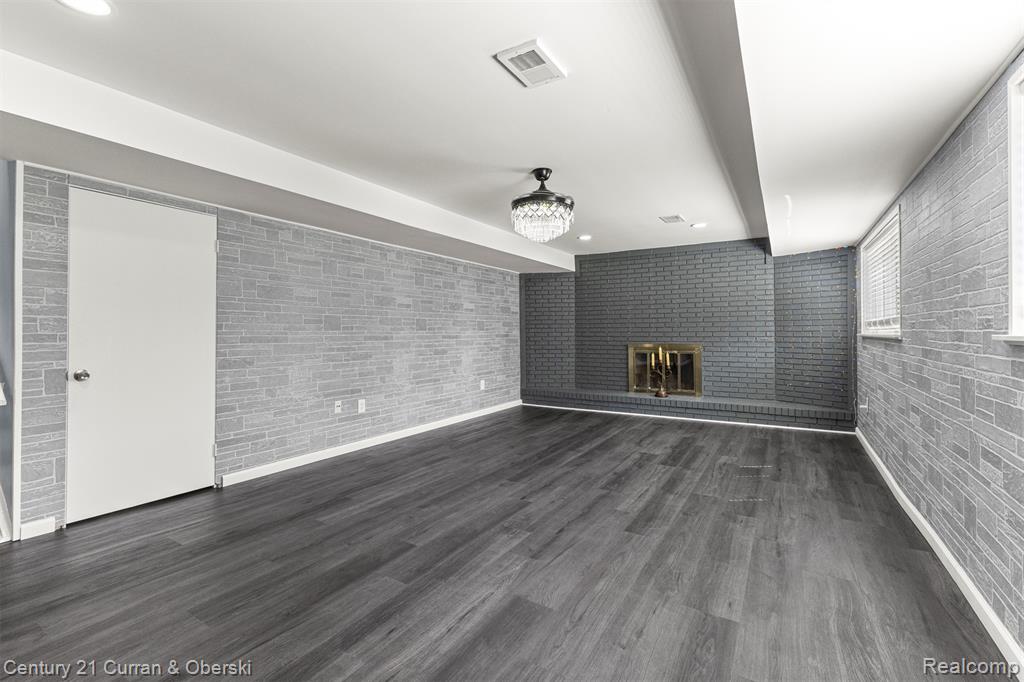 45561 Edgewood Court, Canton, MI 48187 — Photo 8