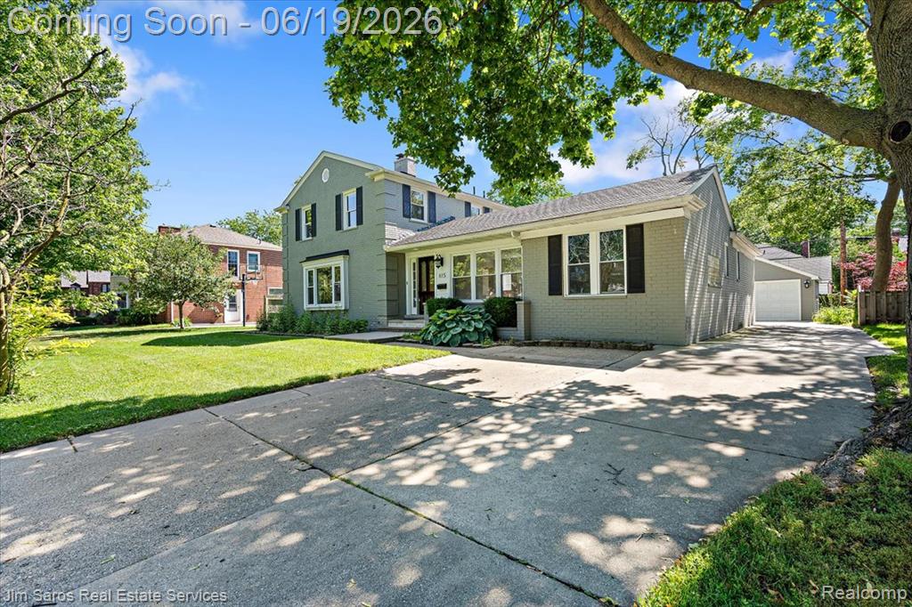 615 Lakepointe Street, Grosse Pointe, MI 48230 — front exterior