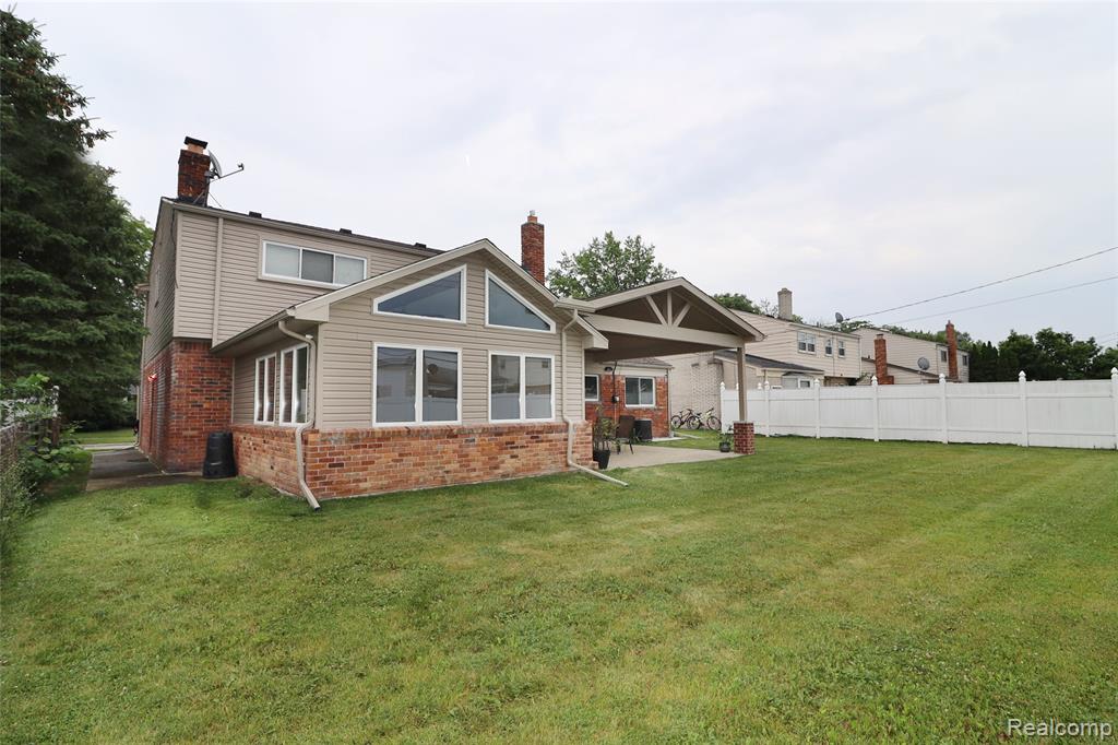 739 Kinloch Street, Dearborn Heights, MI 48127 — Photo 5