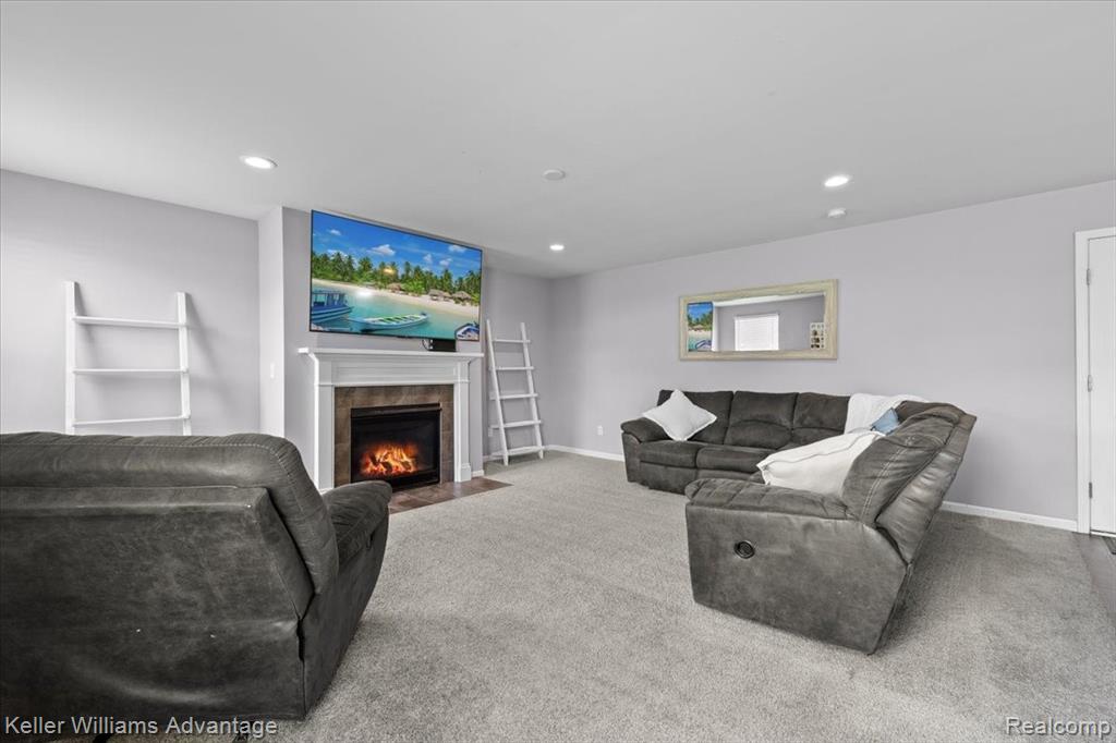 8228 Quincy Drive, Westland, MI — Photo 11