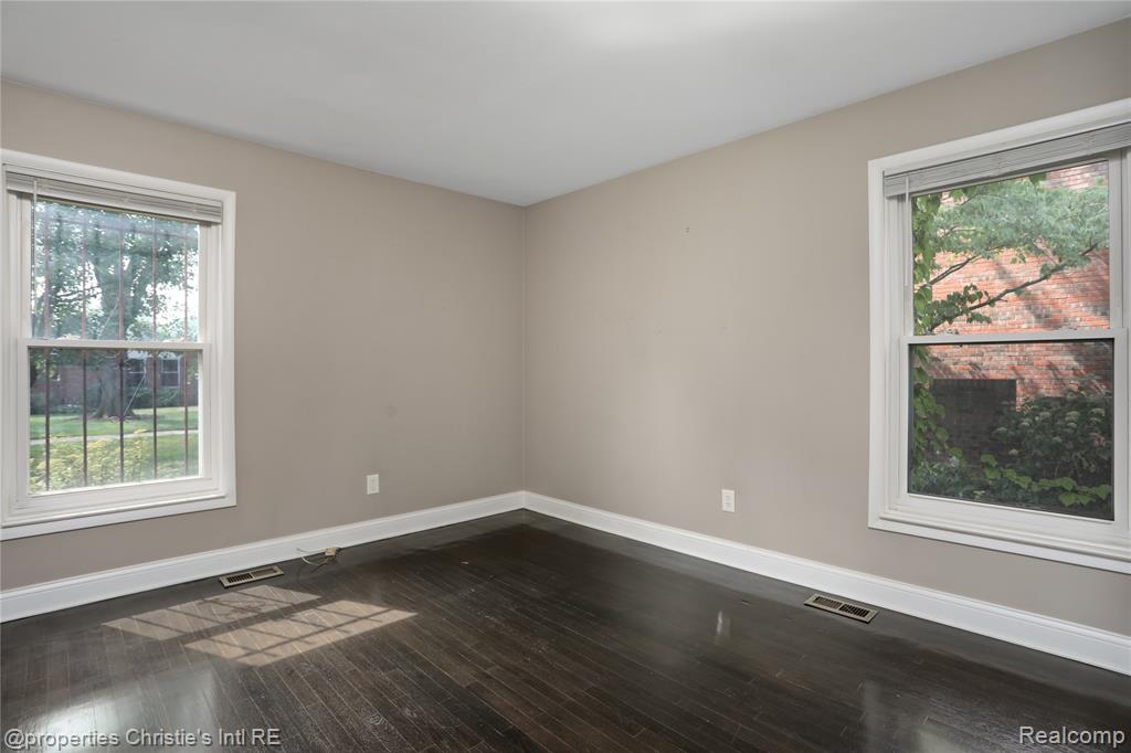 2021 Hyde Park Drive, Detroit, MI 48207 — Photo 17