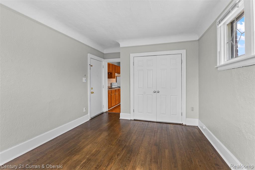 6037 Appoline Street, Dearborn, MI 48126 — Photo 3