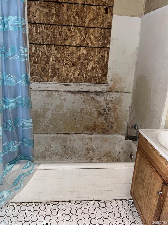 19176 Spencer Street, Detroit, MI 48234 — Photo 8
