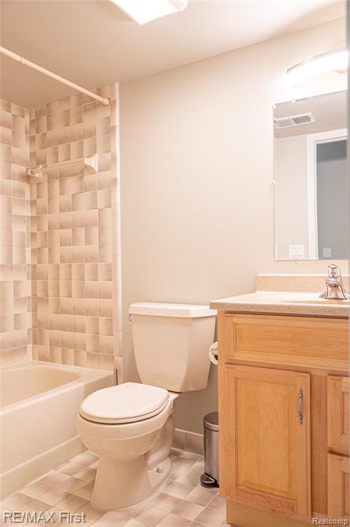 17865 University Park Drive, Livonia, MI 48152 — Photo 42