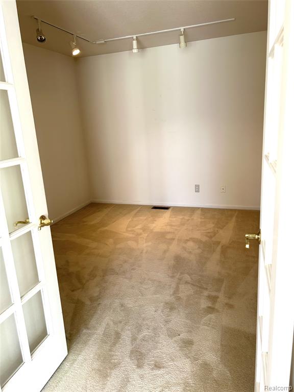 4197 Lake Forest Drive E, Ann Arbor, MI 48108 — Photo 14