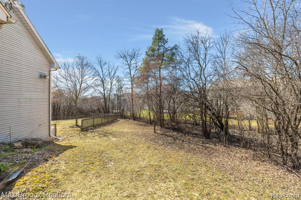 3592 GREAT FALLS Circle, Ann Arbor, MI 48108 — Photo 68