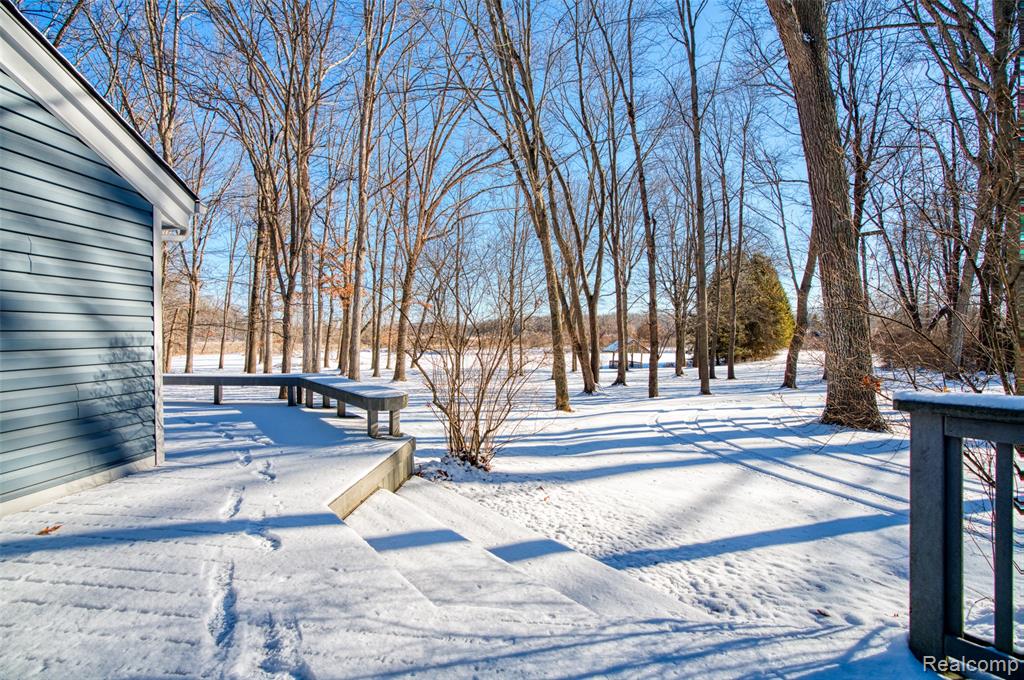9800 Roberts Road, Gregory, MI 48137 — Photo 14