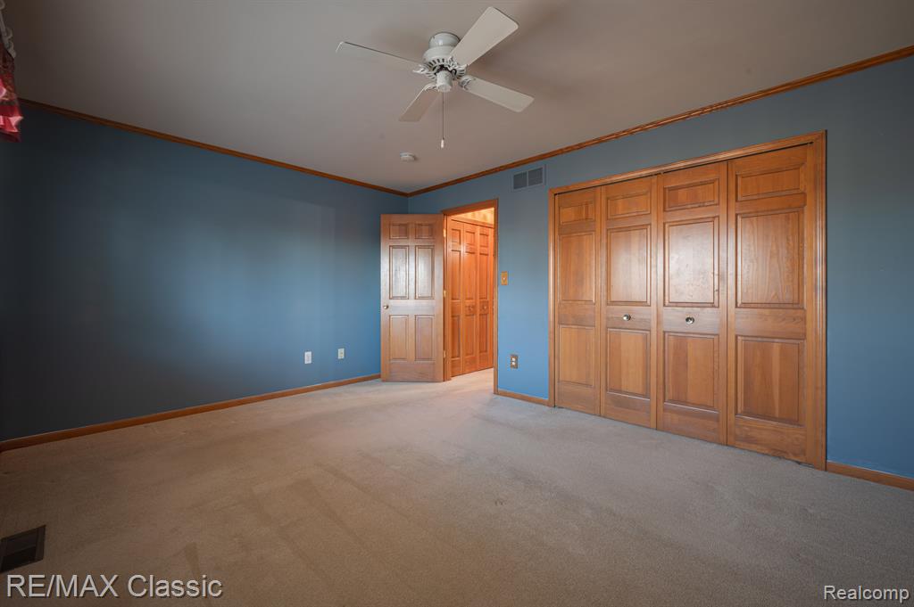 1049 ELMWOOD Drive, 13, Brighton, MI 48116 — Photo 15