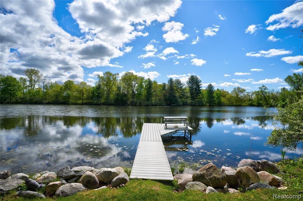 3074 POND Road, Leonard, MI 48367 — Photo 3