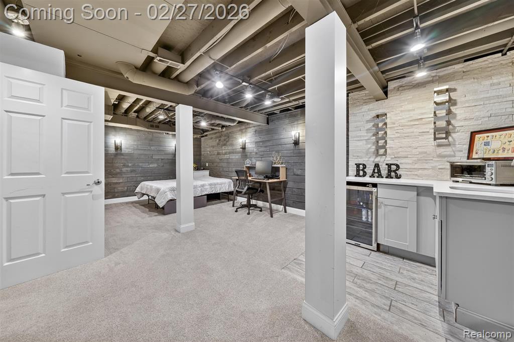 801 Linden Way, Auburn Hills, MI 48326 — Photo 38