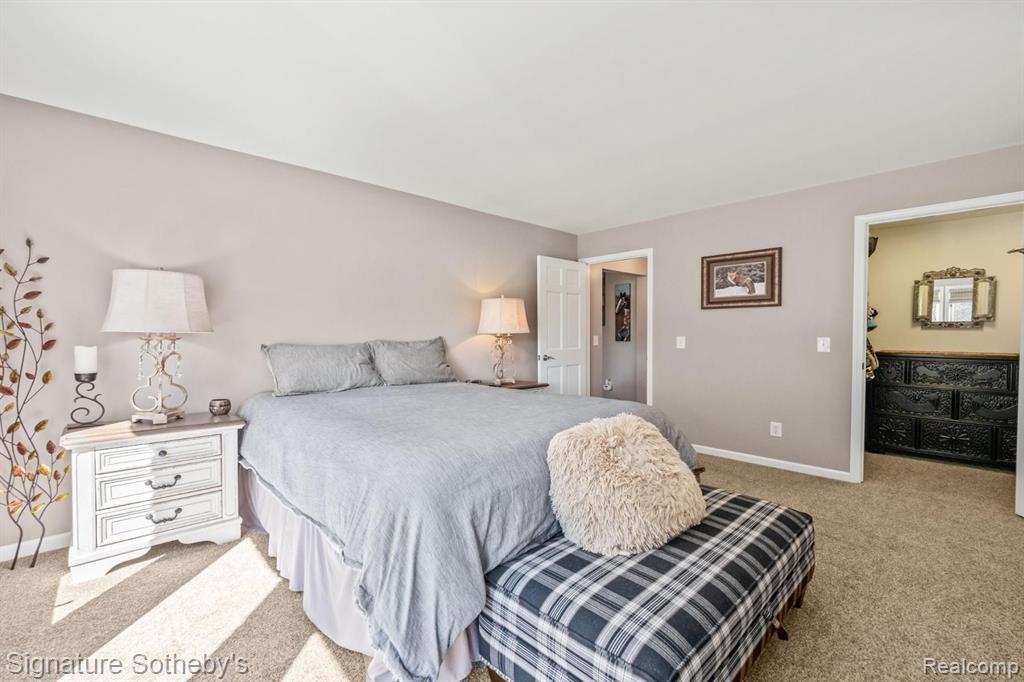 51 CHATEAUX DU LAC, Fenton, MI 48430 — Photo 28