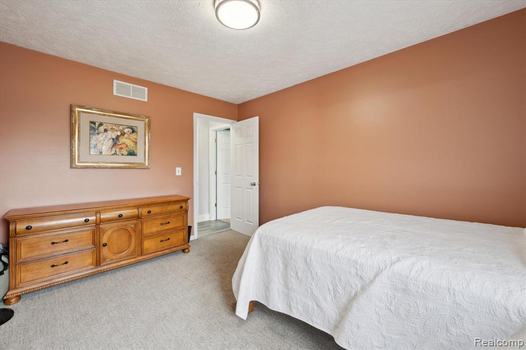 5817 CARTER, Howell, MI 48843 — Photo 23