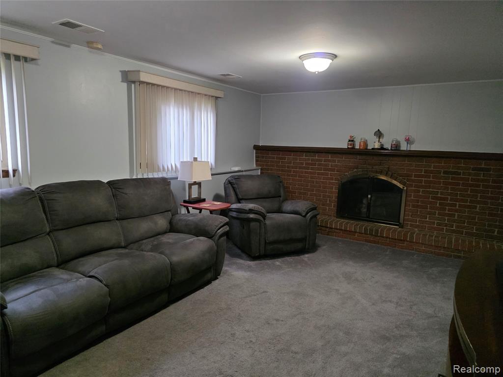 40804 Ivywood Lane, Plymouth, MI 48170 — Photo 14