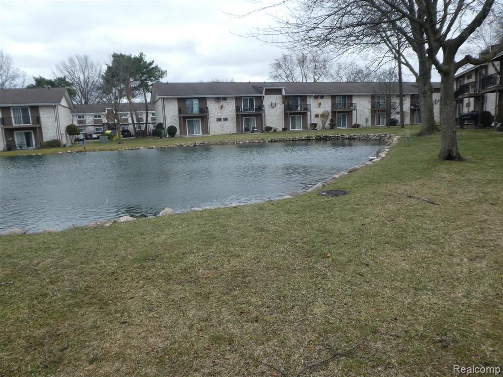 7482 Woodview Street, 4, Westland, MI — Photo 21