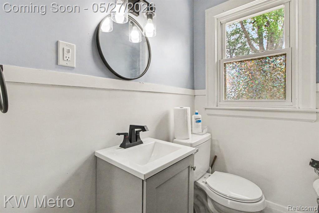 18844 Bretton Drive, Detroit, MI 48223 — Photo 17