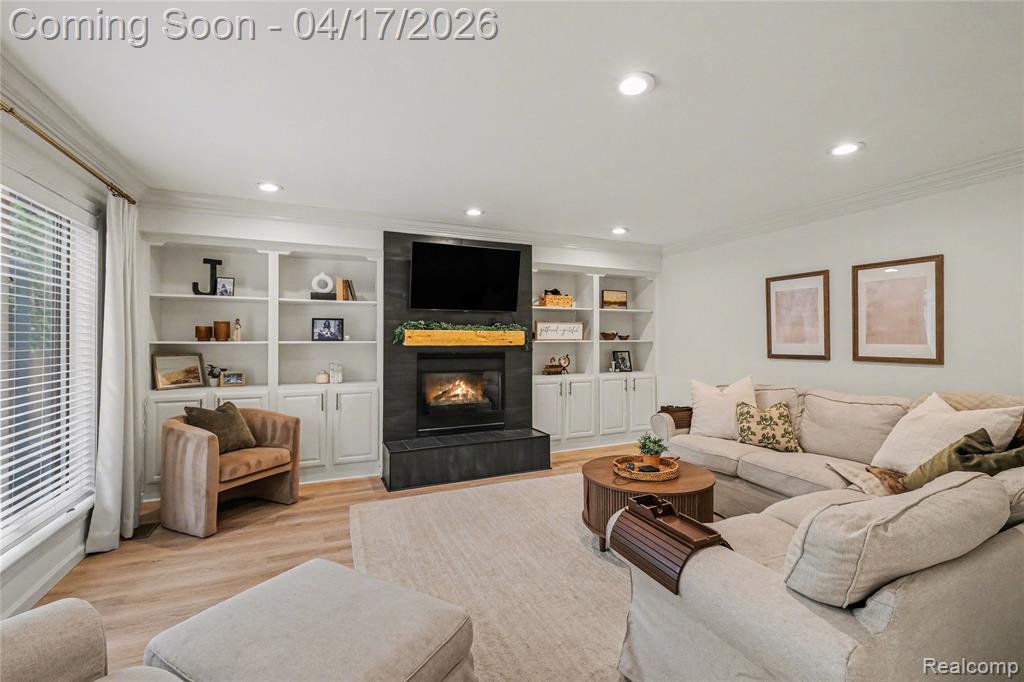 2228 Lost Creek Drive, Flushing, MI 48433 — Photo 11