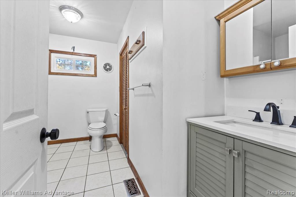 5165 Mattison Road, South Rockwood, MI — Photo 11