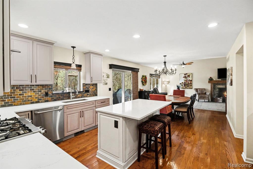 6846 Williamsbury Circle, Clarkston, MI 48348 — Photo 15