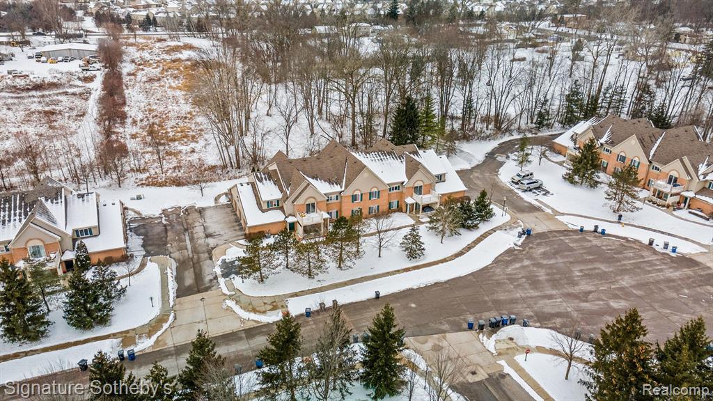 359 MARIGOLD Circle, Westland, MI — Photo 21