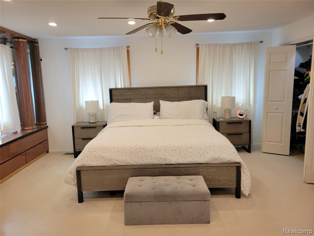 5549 Perrytown Drive, West Bloomfield, MI — Photo 24