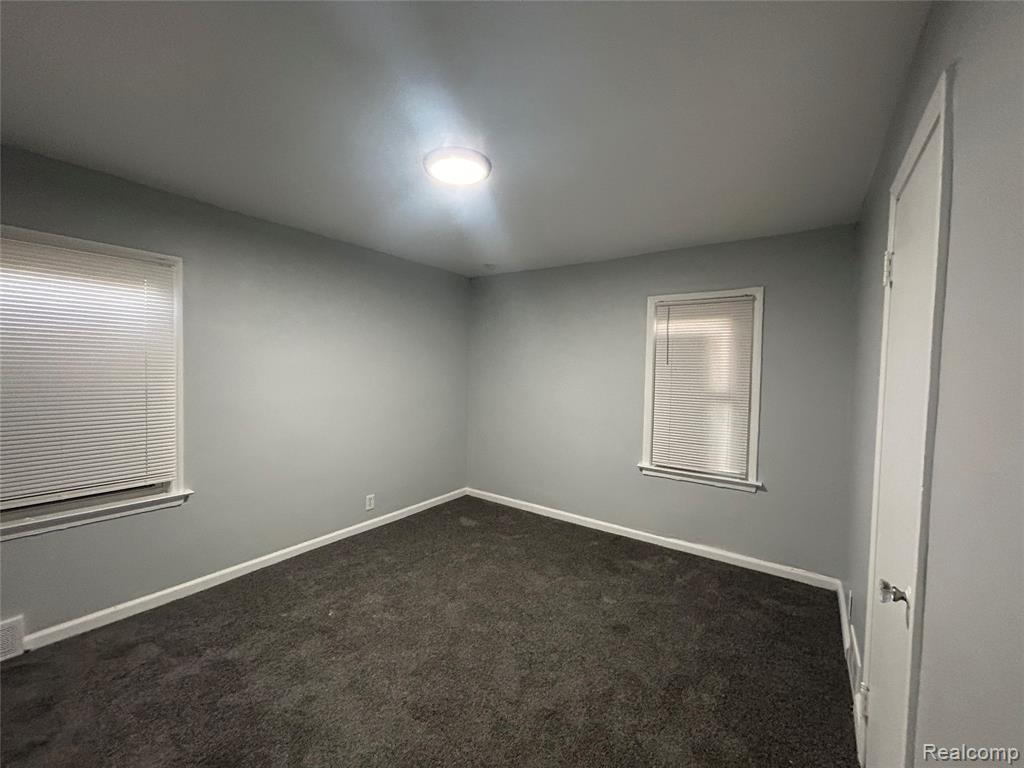 3693 Somerset Avenue, Detroit, MI, 48224