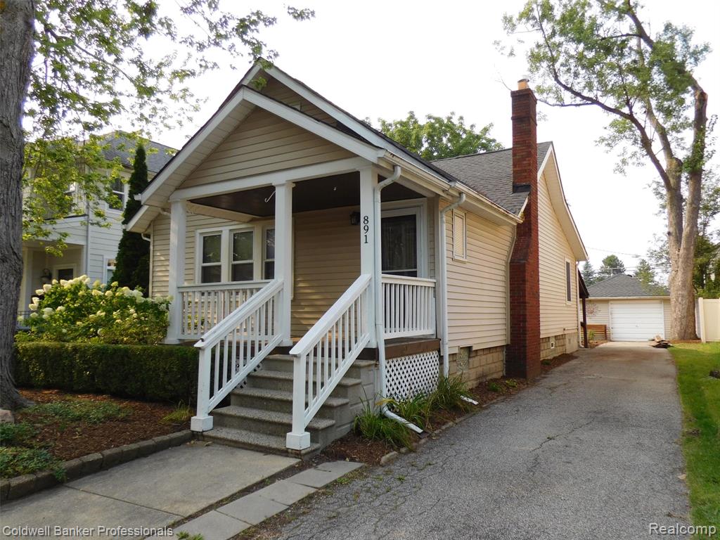 891 Humphrey, Birmingham, MI 48009 — front exterior